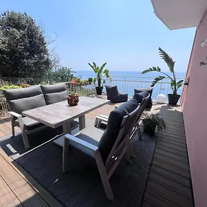 Appartamento Silenzio E Relax Fronte Mare A, Varazze
